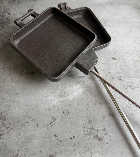 Rome Industries XL Square Pie Iron Cast Iron